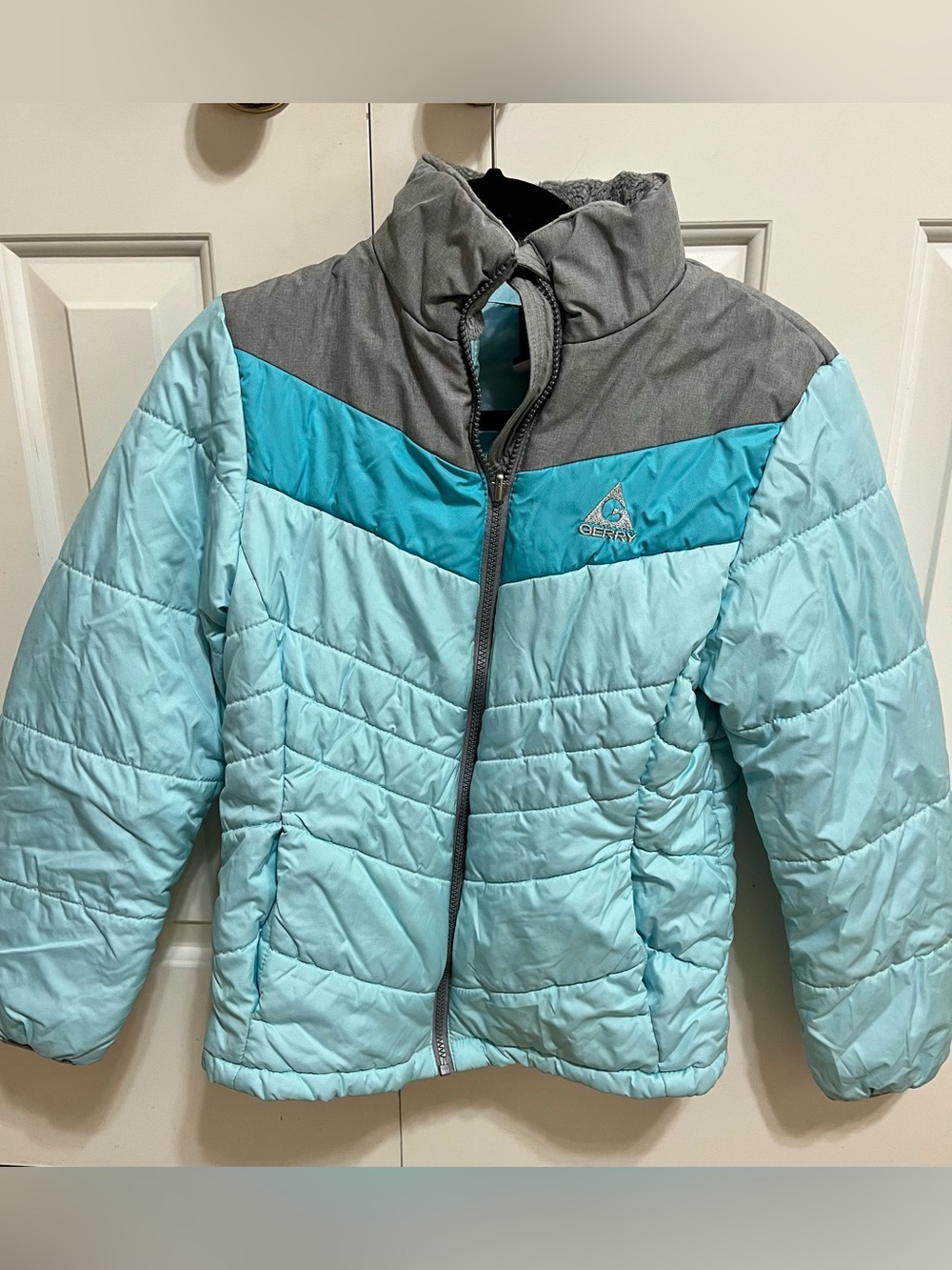 Gerry Weber Light Blue Quilted Puffer Jacket with Gray Yoke &Teal Accent- 14/16